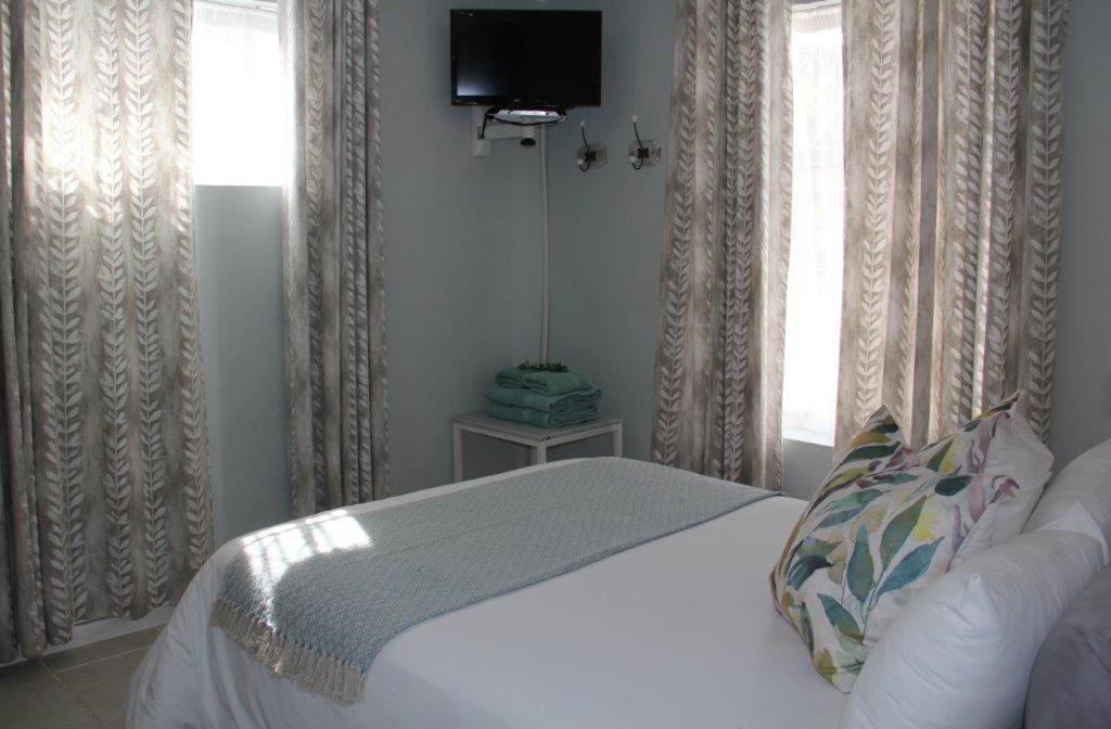 @Karoo Guesthouse กราฟฟ์-เรเน็ต ภายนอก รูปภาพ