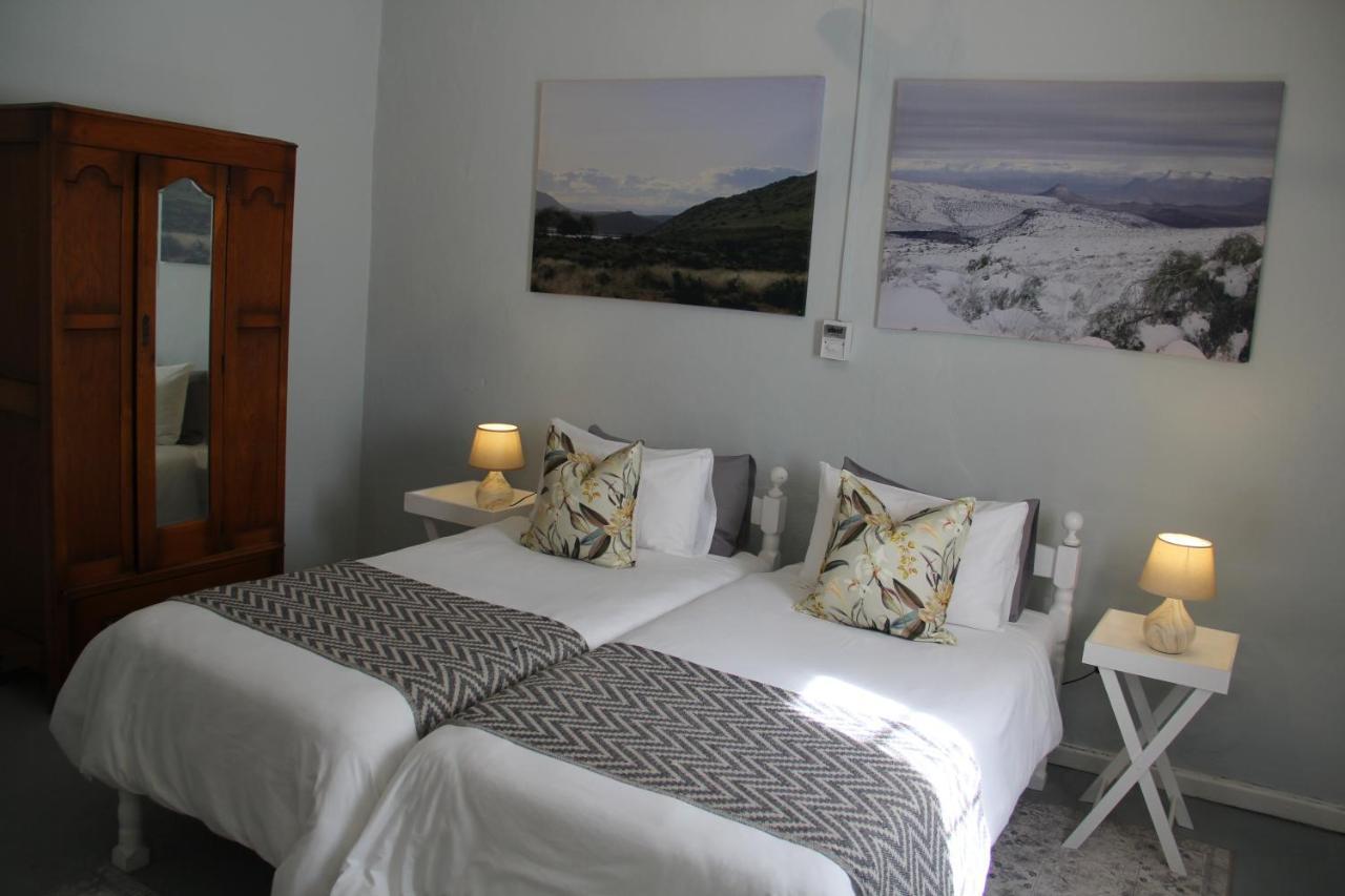 @Karoo Guesthouse กราฟฟ์-เรเน็ต ภายนอก รูปภาพ