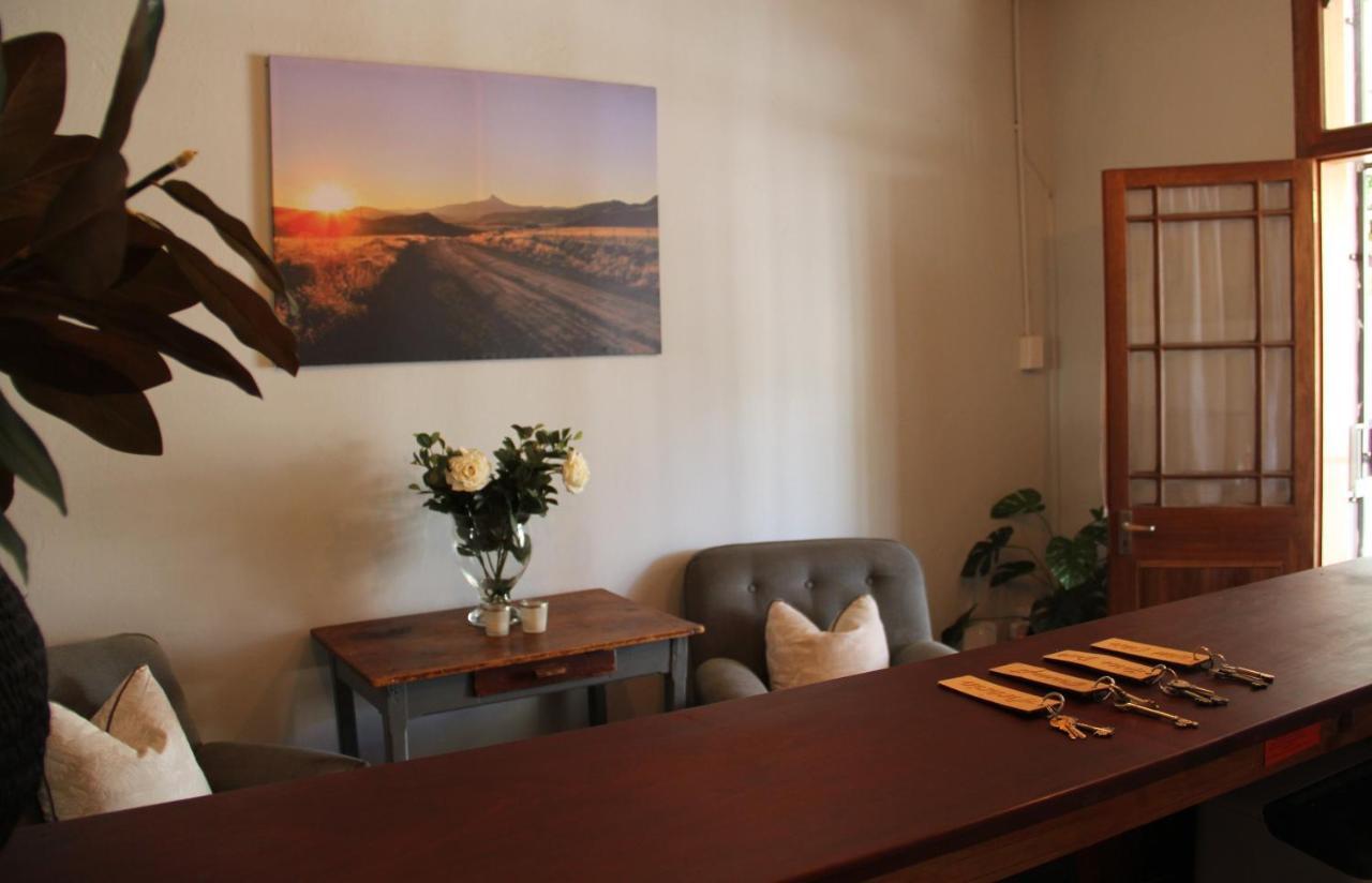 @Karoo Guesthouse กราฟฟ์-เรเน็ต ภายนอก รูปภาพ